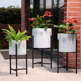 Washed White Metal Plant Stands (Set of 3)
