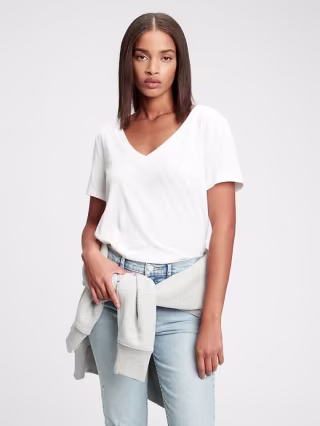 Gap 100% Organic Cotton Vintage V-Neck T-Shirt