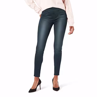 Signature by Levi Strauss & Co. Gold Label Totally Shaping Pull-on Skinny Jeans