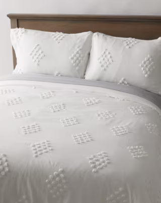 Artelier Nicole Miller Dottie Comforter Set