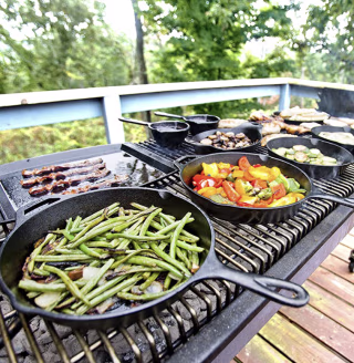 Lodge 15-Inch Cast-Iron Skillet