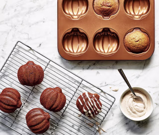 Nordic Ware Pumpkin Cakelet Pan