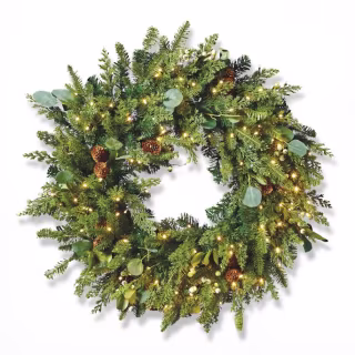 Majestic Holiday Cordless Wreath