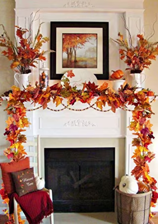 DearHouse Maple Leaf Garland (Set of 2)