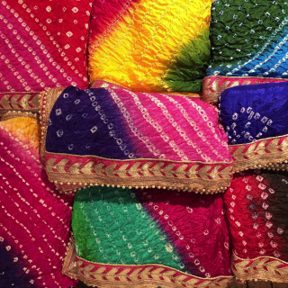 IE Bandhani Scarves
