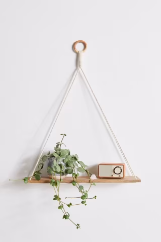 Elie Macram? Hanging Shelf