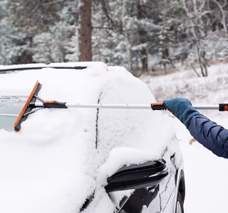 Snow MOOver Extendable Snow Brush
