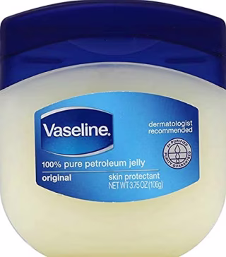 Vaseline Petroleum Jelly For Dry Cracked Skin and Eczema Relief Original 3.75 oz
