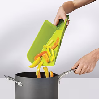 Joseph Joseph Chop2Pot Cutting Board