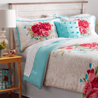 Sweet Rose Full/Queen Bedding Set