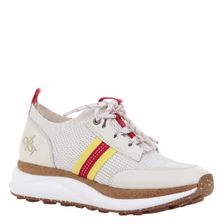 Speed in Dove Sneakers