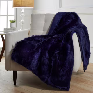 August & Leo Luxe Long Hair Faux Fur Throw