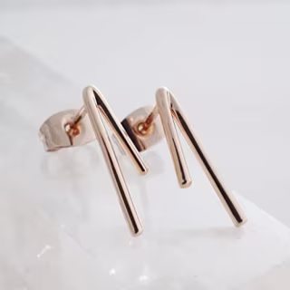 Honeycat Lucy Tiny Drop Bar Studs