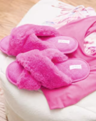 Crossover Slide Slipper