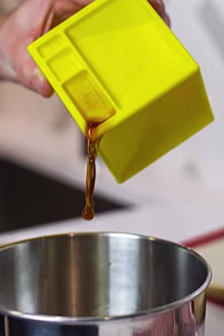 Kitchen Cube All-in-One Measuring Cup