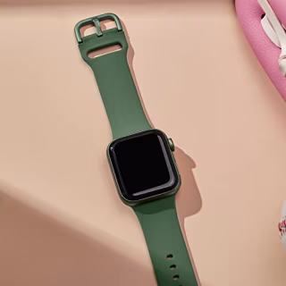 Sport Band Compatible with Apple Watch Bands 41mm 40mm 38mm, Soft Silicone Wristbands Replacement Strap with Classic Clasp for iWatch Series SE 7 6 5 4 3 2 1 for Women Men, Clover 38/40/41mm