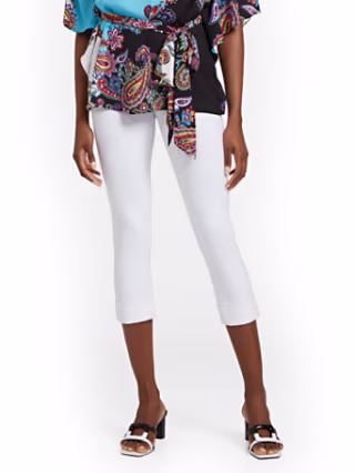 Petite Whitney High-Waisted Tummy Control Pull-On Slim-Leg Cuffed Capri Pant - Optic White