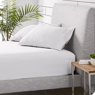 Bare Home Super Soft Fleece Fitted Sheet - Queen Size - Extra Plush Polar Fleece, No-Pilling - Deep Pocket - All Season Cozy Warmth (Queen, White)