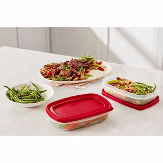 Rubbermaid EasyFindLids Meal Prep Containers, 5.5 Cup, Red