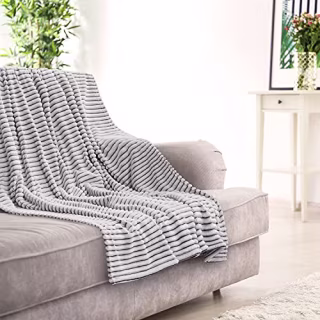 GREEN ORANGE Fleece Throw Blanket for Couch - 50x60 for Adult and Kids, Lightweight, Black and White - Soft, Plush, Fluffy, Warm, Cozy - Perfect for Bed, Sofa