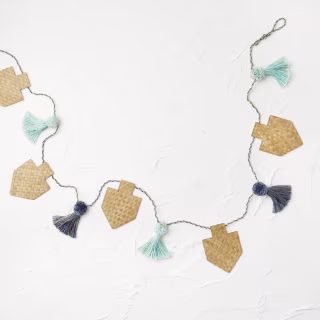 Natural Woven Dreidel Garland