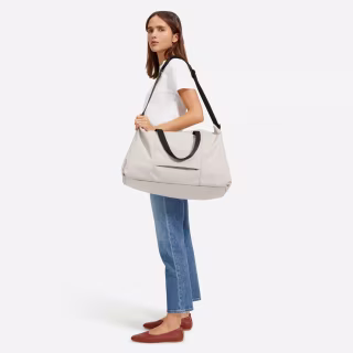 ReNew Transit Weekender Bag by Everlane in Warm Quartz