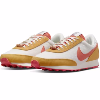 Nike Daybreak Sneaker