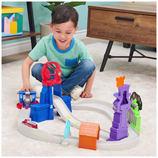 Paw Patrol, True Metal Total City Rescue Movie Track Set with Exclusive Marshall Vehicle, 1:55 Scale, Kids Toys for Ages 3 and up