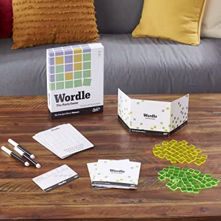 Hasbro Gaming Wordle The Party Game