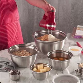 FINEDINE Mixing Bowls with Lids - 5 Deep Nesting Mixing Bowls for Kitchen Storage - Silver Stainless Steel Mixing Bowl Set - Large Mixing Bowl for Cooking Food, Baking, Breading, Salad or Meal Prep
