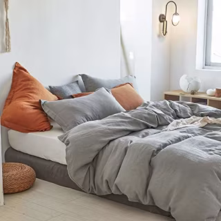 Simple&Opulence 100% Linen Duvet Cover Set 3pcs Basic Style Natural French Washed Flax Solid Color Soft Breathable Farmhouse Bedding with Button Closure (King, Ultimate Grey)