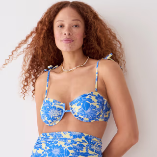 Underwire bikini top with ties in blue floral