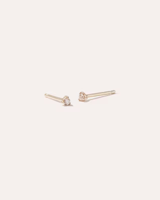 Classic Diamond Stud Earrings 0.04 carat
