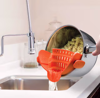 Snap 'N Strain Pot Strainer 