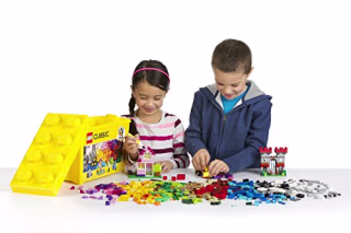 LEGO(R) Large Creative Brick Box