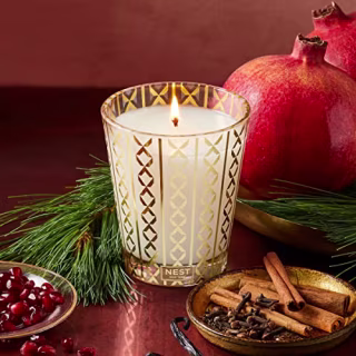 NEST Fragrances Holiday Scented Classic Candle