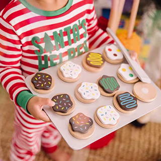 Melissa & Doug Slice and Bake Wooden Cookie Play Food Set