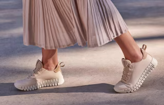 Women's Gruuv Sneaker