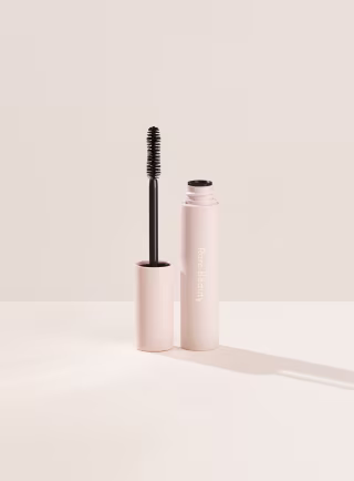 Rare Beauty by Selena Gomez Perfect Strokes Universal Volumizing Mascara Black 0.45 oz/ 13.5 mL