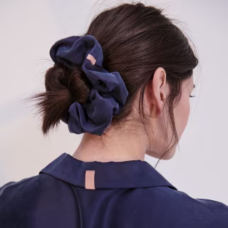 Lunya Washable Silk Classic Scrunchie