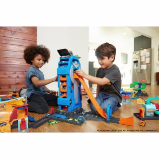 Hot Wheels Mega Garage Toy Car Race Track & Playset, Stores 35+ 1:64 Scale Vehicles
