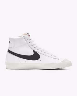 Nike Blazer Mid ‘77