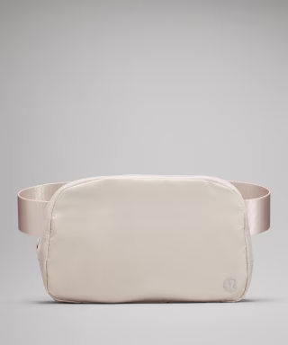 Lululemon Everywhere Belt Bag 1L