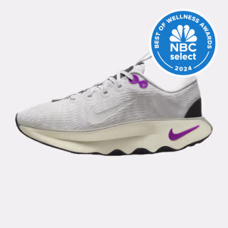 Nike Motiva Walking Shoe