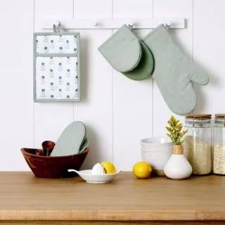 4-Piece Oven Mitt Set