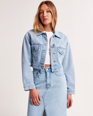 Cropped Denim Trucker Jacket