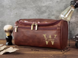 Personalized Men’s Leather Toiletry Bag