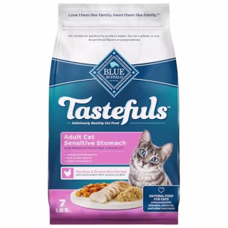 Blue Buffalo Tastefuls Adult Sensitive Stomach Dry Cat Food