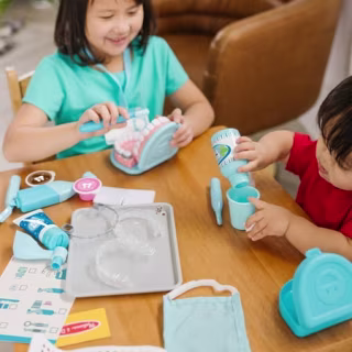 Melissa & Doug Super Smile Dentist Kit With Pretend Play Set of Dental Accessories