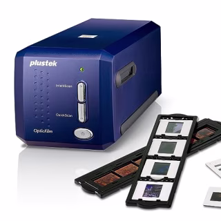 Plustek OpticFilm 8100 Film Scanner